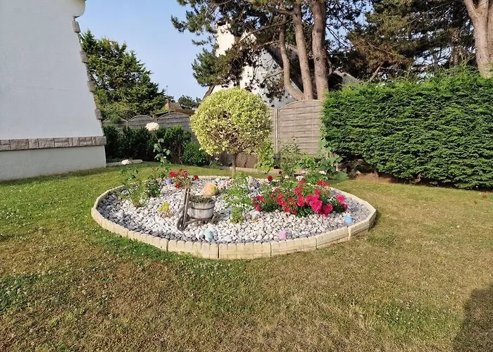 Maison Sainte Cécile Proche Et Commerces